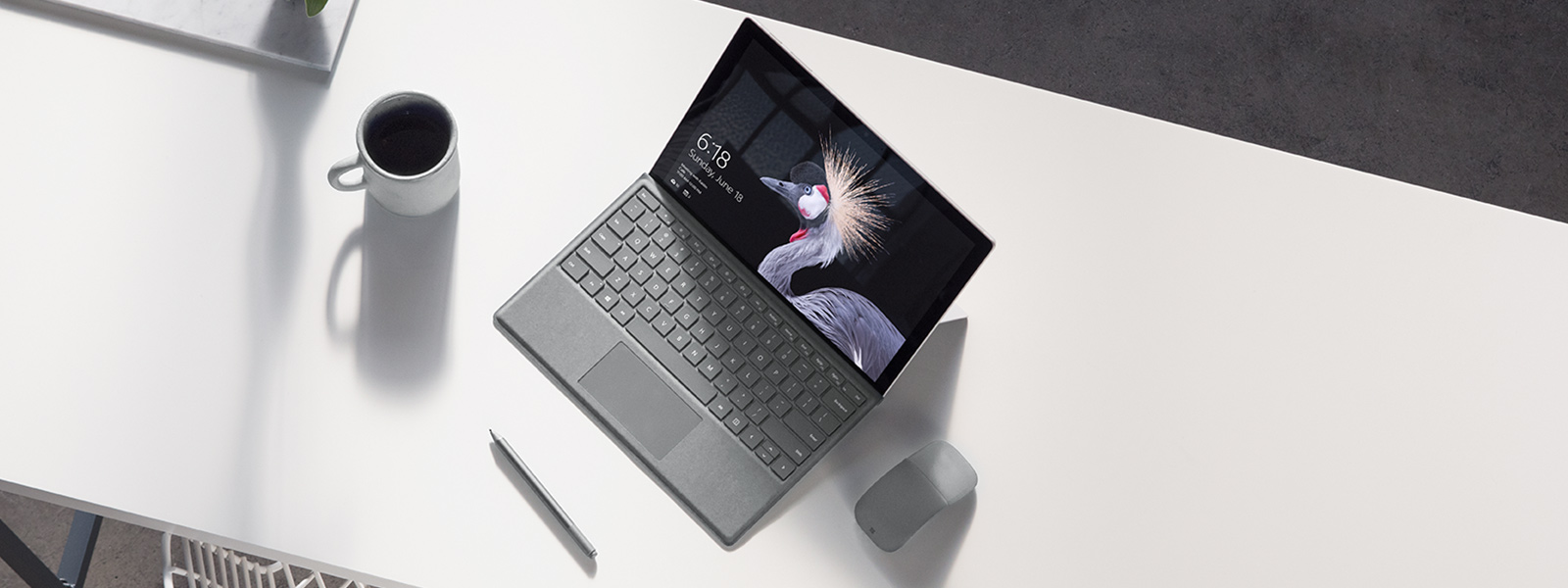 Surface_J_Overview_1_FeatureCenterAlign_ROW_withmouse_V1.jpg